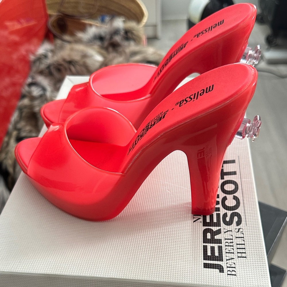 Melissa Women's Vibrant Red Heels Jeremy Scott